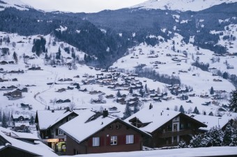 屋根雪画像
